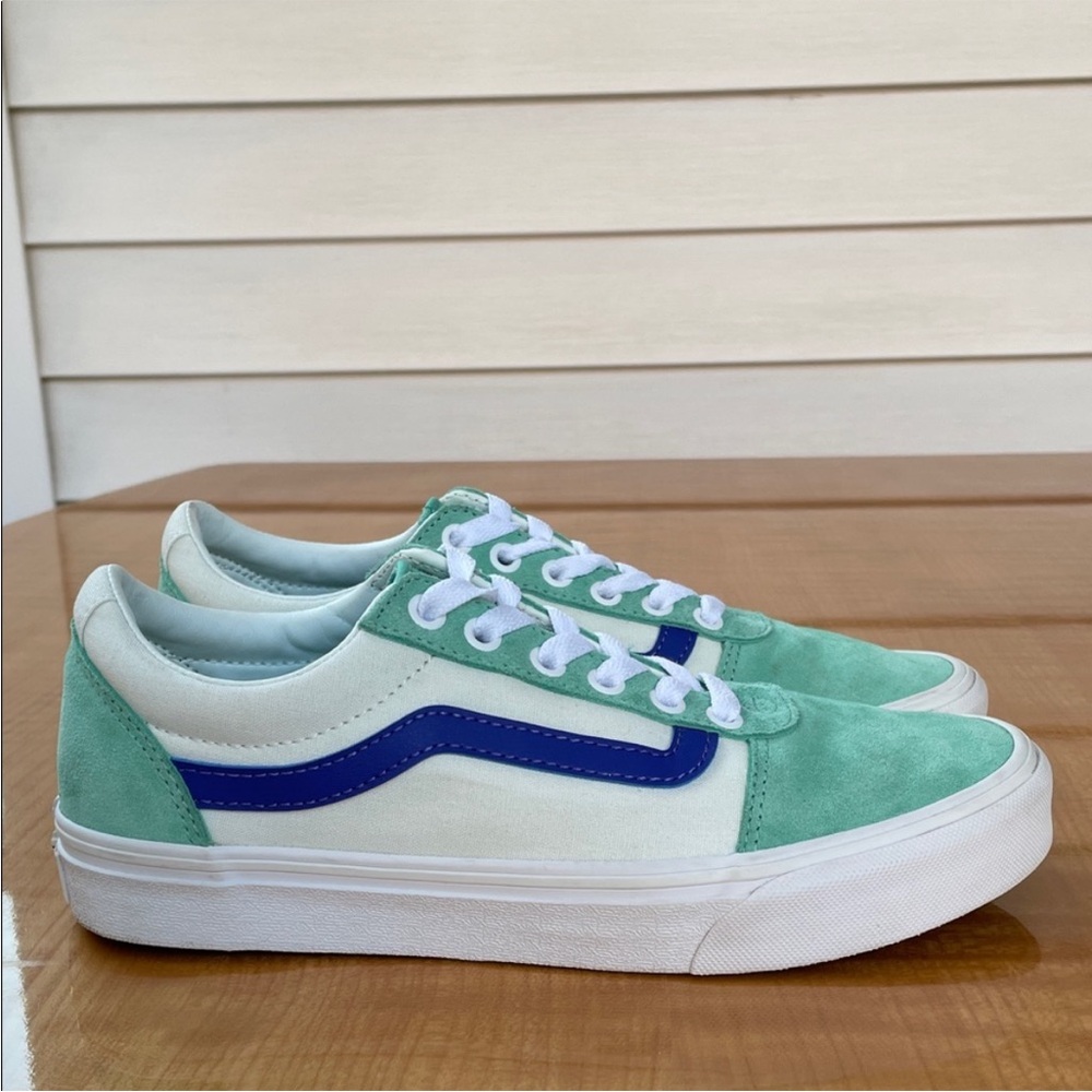 Vans Women’s Skateboard Sneakers Size 8 Green and Blue - Picture 13 of 13